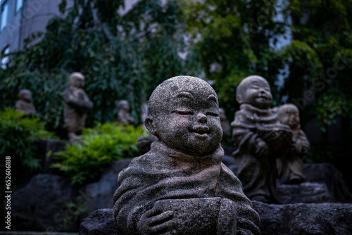 Statue of Monks © Yuxiao