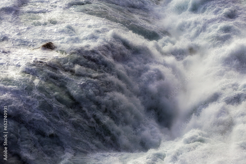 abstract background, photography of breaking waves, water texture breaking, sea water, sea foam, diffuser filter, conceptual photo, abstract background, photography of breaking waves, water texture breaking, sea water, sea foam, diffuser filter, conceptual photo,