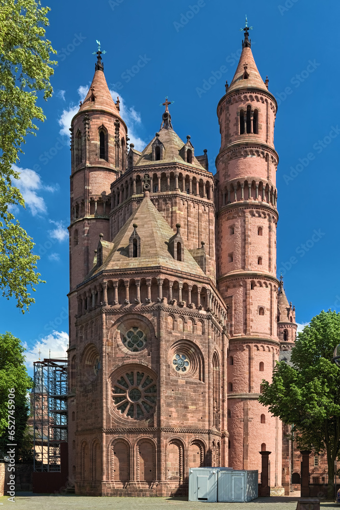 West facade of Worms Cathedral, Germany. The cathedral was built from about 1130 to 1181. This is one of the three Rhenish imperial cathedrals besides the Mainz Cathedral and Speyer Cathedral.
