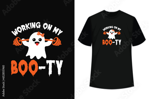Working On My Booty Boo-Ty Funny Halloween Gym Ghost Pun T-Shirt