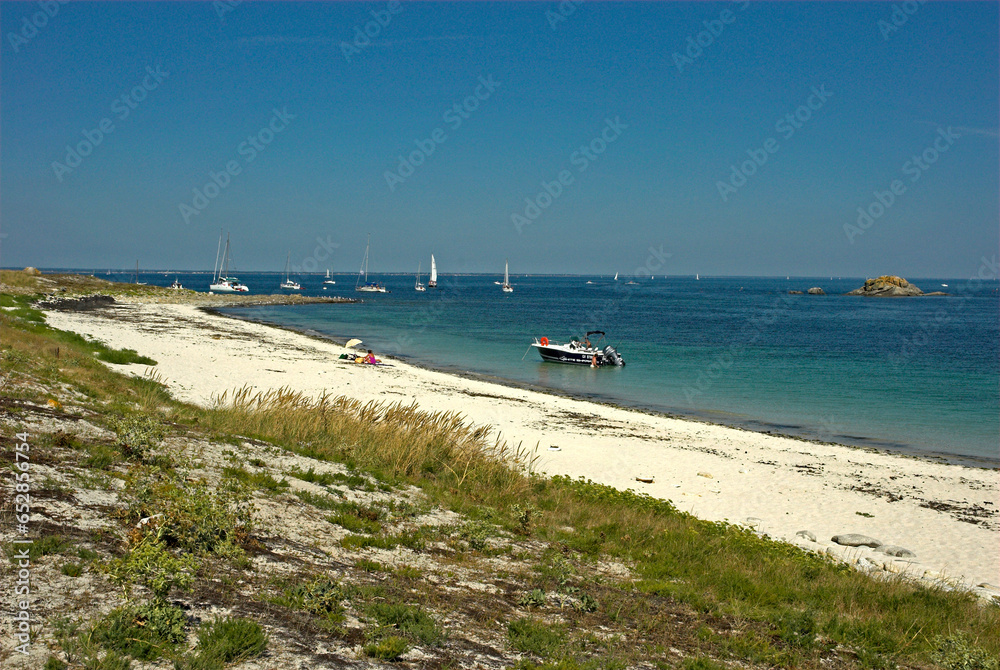 Fototapeta premium Plage, Parc naturel régional d'Armorique, Ile de Penfret, Archipel des Glénans , 29, Finistere, France