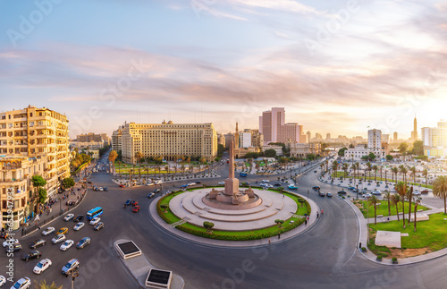 Obraz na płótnie Exclusive full panorama of Tahrir square, famous place in the centre of Cairo, Egypt w salonie