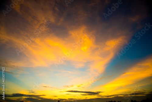 Fototapeta Naklejka Na Ścianę i Meble -  Beautiful orange evening sky