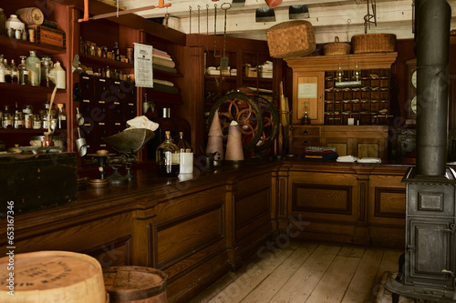 Ancien comptoir de vente