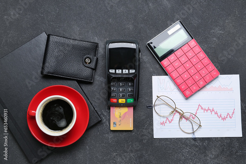 Credit card with payment te...