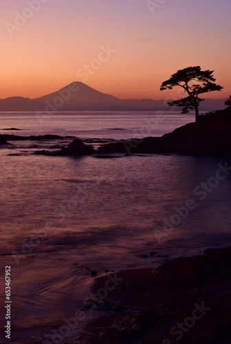 夕暮れの立石海岸 photo