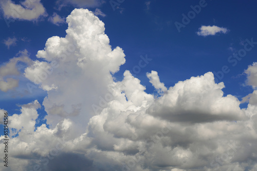 綺麗な夏の雲