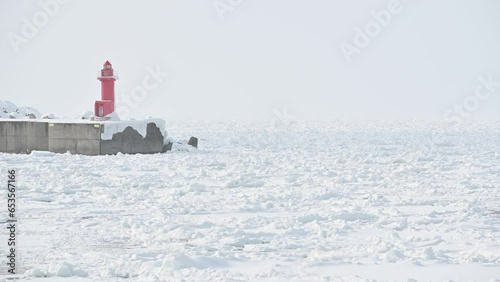流氷に覆われたオホーツク海 photo
