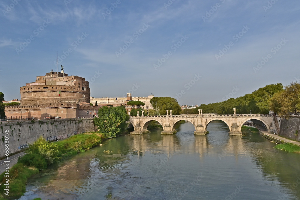 Roma, Castel Sant'Angelo ed il porte sul Tevere Roma, Castel Sant'Angelo ed il porte sul Tevere