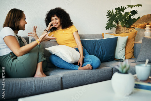 Fotografie Women, friends and conversation in a home with gossip, discussion and happy in a living room