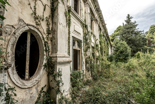 Fototapeta Naklejka Na Ścianę i Meble -  Uber in Kupari beach resort Croatia