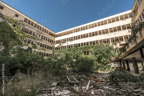 Fototapeta Naklejka Na Ścianę i Meble -  Kupari beach resort in Croatia urbexing