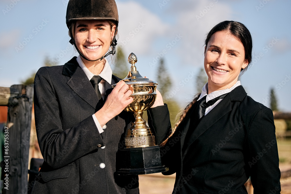 Φωτογραφία Portrait, girls and champion for equestrian, competition and horse riding with trophy at ranch