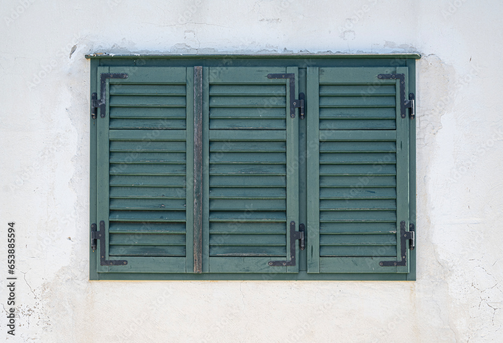 Fototapeta premium Old window in Mediterranean architecture.