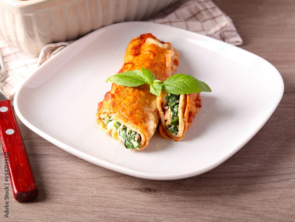 Spinach and ricotta crespolini Spinach and ricotta crespolini