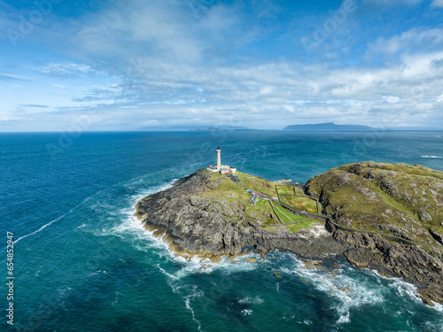 Luftbild vom Ardnamurchan Point mit dem 35 Meter hohen Leuchtturm, am westlichsten Punkt der britischen Hauptinsel, Ardnamurchan photo