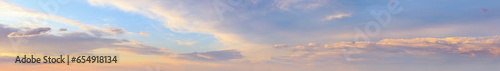Foto More delicate and precisely processing of my old popular sky background