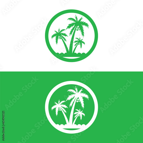 Detailed Palm Tree, Palm tree, separate banana leaves, vector palm icon, Set tropical palm trees, nature and young plants, Vector design, Exotic plants, palm leaves, watercolor vector illustration