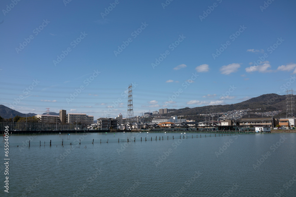 Urban Oasis: Cityscape Tranquility with a Reservoir Urban Oasis: Cityscape Tranquility with a Reservoir