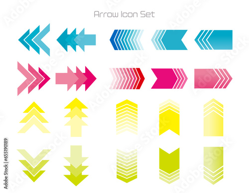 上下右左に向かう矢印のアイコン
