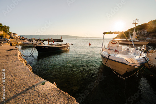 Canvas Print boats in the harbor