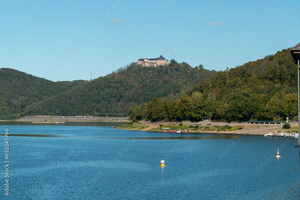 Edersee Talsperre und Burg Waldeck bei Waldeck in Hessen