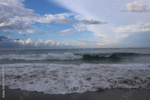 Fototapeta Naklejka Na Ścianę i Meble -  Cleopatra Beach - Alanya - Turkey