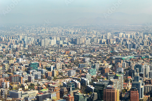 perspectiva aérea e os prédios da cidade de Santiago capital do Chile 