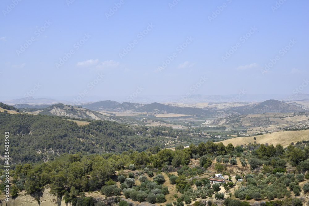 paesaggio della campagna della Basilicata vista dall'alto