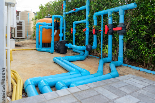 Outdoor swimming pool filtration system