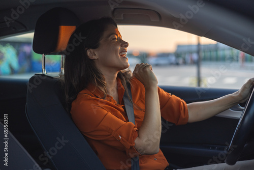 Canvas Print Close-up portrait of her she nice-looking attractive lovely brunette charming gl