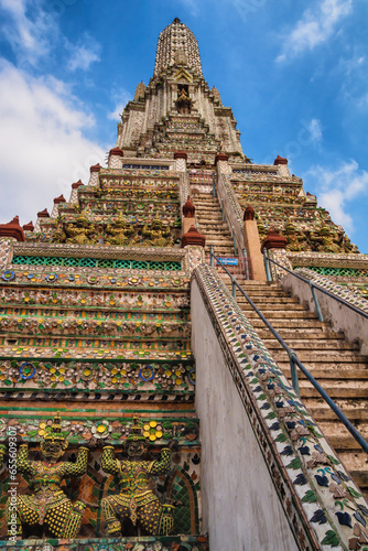 Schilderij op canvas Temple of Dawn Wat Arun in Bangkok, Thailand