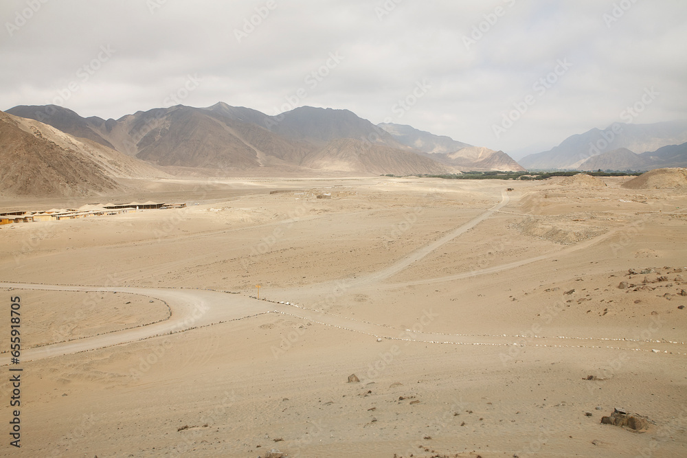 Reise durch Südamerika, Peru zur Ciudad Sagrada de Caral. Reise durch Südamerika, Peru zur Ciudad Sagrada de Caral.