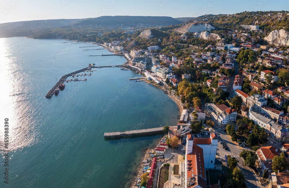 Scenic aerial view from drone of coast Balchik city in the Black sea, Bulgaria - obrazy, fototapety, plakaty 