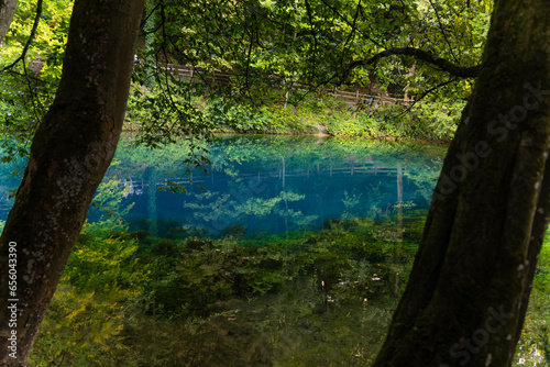 Blautopf in Blaubeuren, unterirdische Quelle der Blau © Klaus Brauner