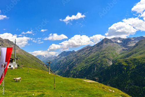 Die Ötztaler Alpen in Tirol, Österreich photo