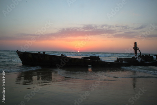 The wrecked ship of the Bonim photo