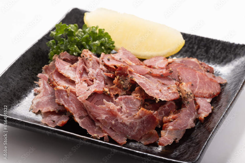 牛タン (黒胡椒&スモーク) 牛タン (黒胡椒&スモーク)