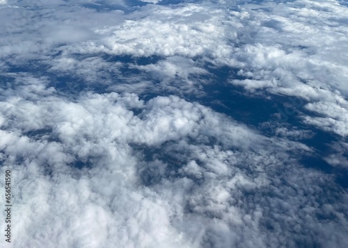 Cuadro en lienzo Beautiful sky and clouds from above.