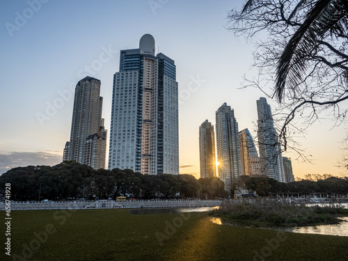 Buenos Aires al atardecer desde Puero Madero