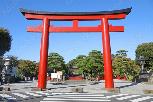 鶴岡八幡宮の三の鳥居