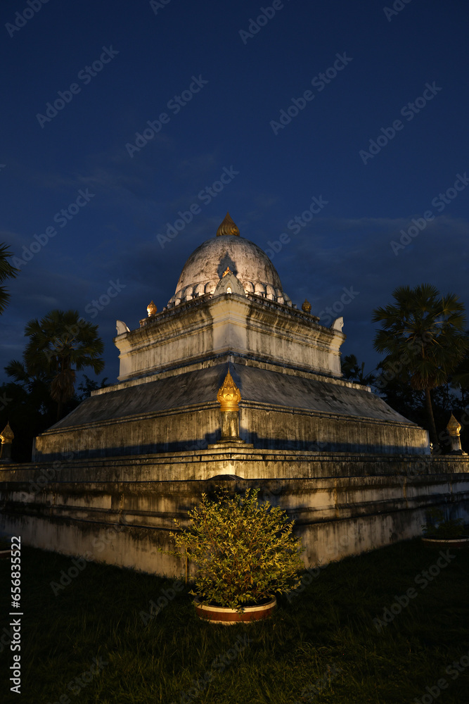 Obraz premium Luang Prabang old temple in Laos