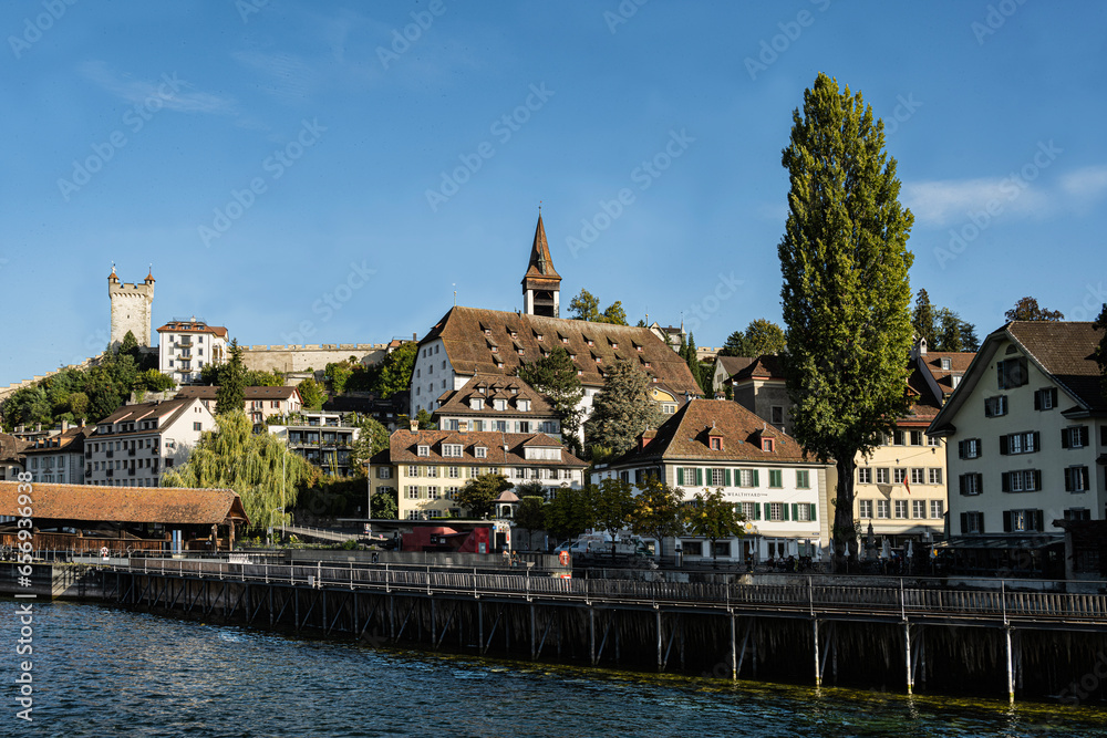 Altes Zeughaus mit Luegislandturm, Luzern, Schweiz