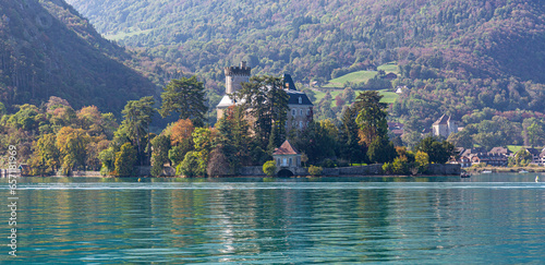La presqu'île de duingt, sur le Lac d'Annecy, Haute-Savoie, France
