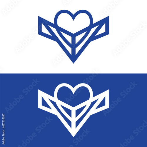 Beautiful picture of fox's and the moon, beautiful fox vintage sketch, Watercolor Fox and Flowers isolated, Wild fox hand drawn sketch in doodle style illustration, Vector illustration.