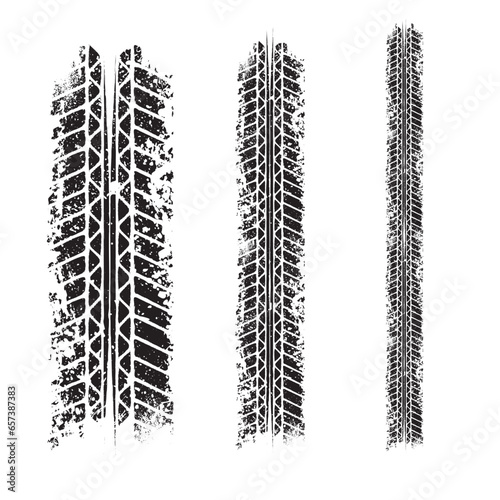Grunge horizontal tire track set