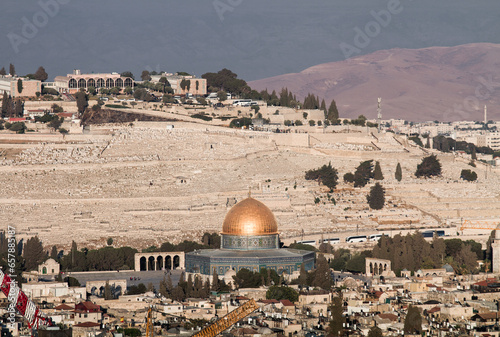 Photography Jerusalem, Dome of the Rock mosque and Olive Mount cemetery
