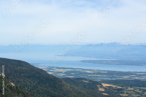 panorama sur le bassin lémanique depuis les Crêtes du Jura