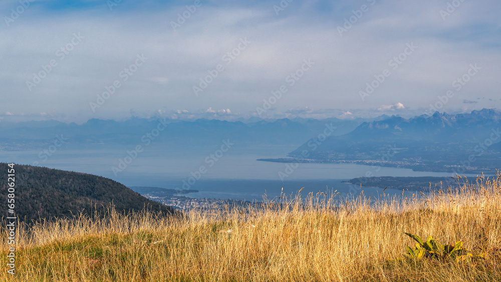 panorama sur le bassin lémanique depuis  les Crêtes du Jura