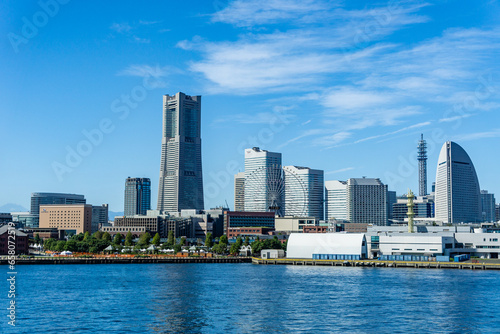 神奈川県横浜市西区みなとみらい地区の都市風景